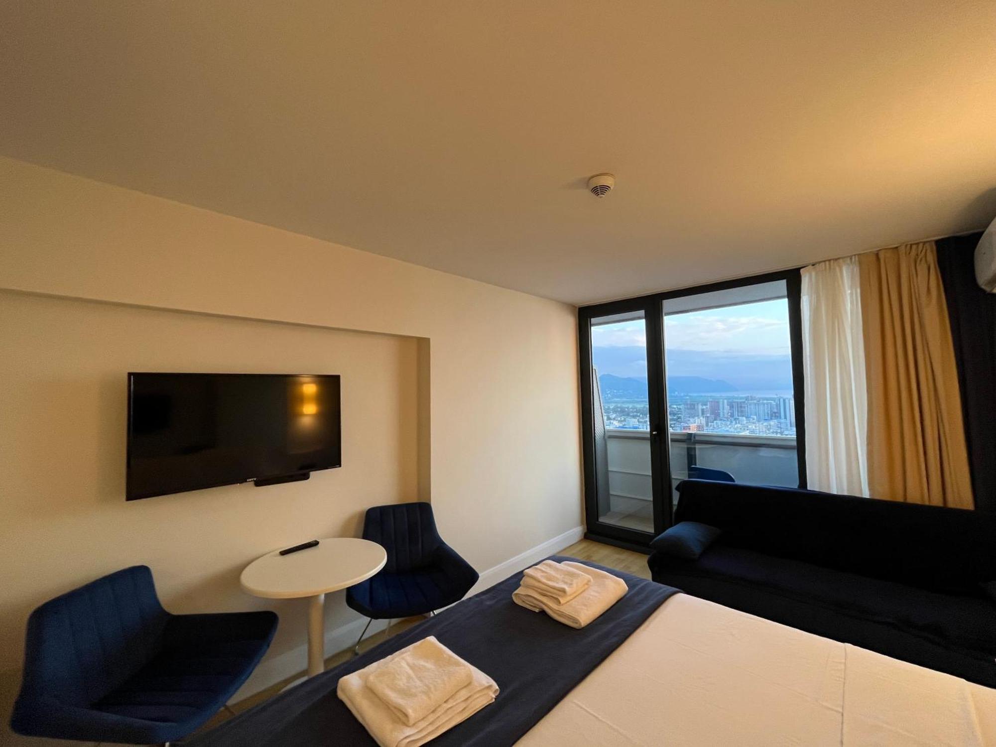 Orbi City Sun Tower 43 Floor Batumi Ngoại thất bức ảnh