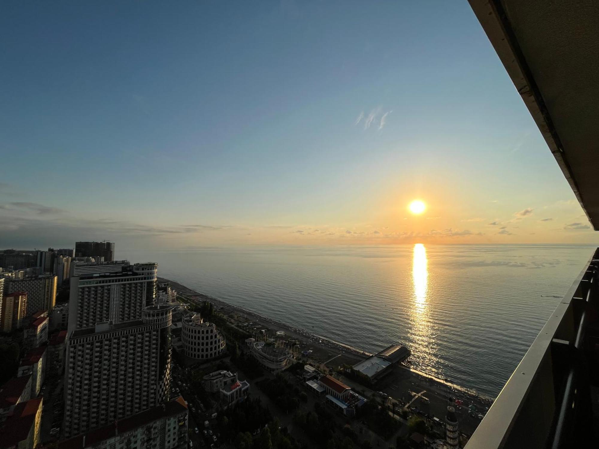 Orbi City Sun Tower 43 Floor Batumi Ngoại thất bức ảnh
